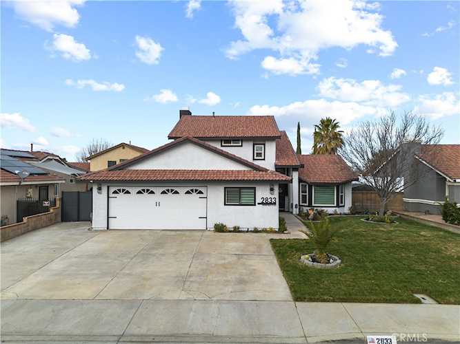 2833 Springfield Place, Lancaster, CA 93536