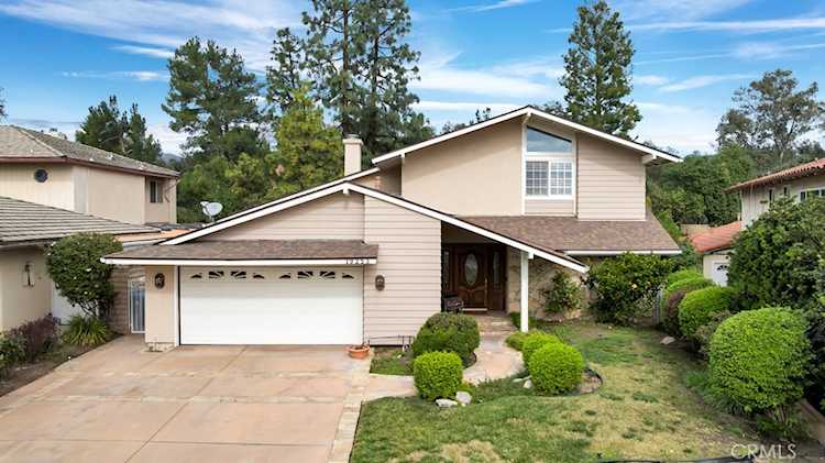 19253 Kenya, Porter Ranch, CA 91326