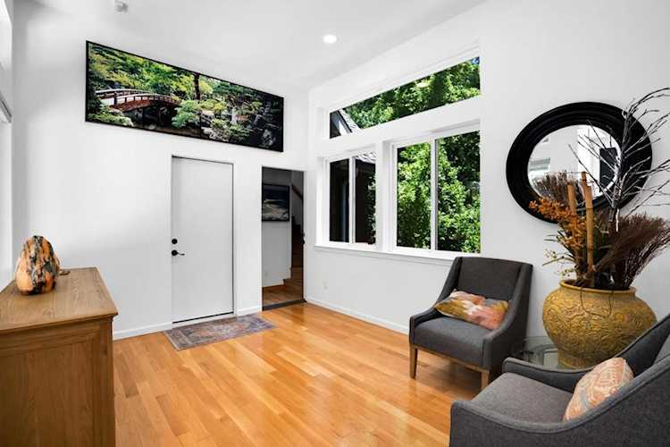 220 Miracle Ln, Santa Cruz, CA 95060
