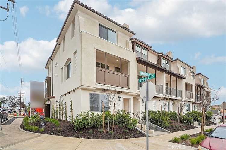 334 E William Way, La Habra, CA 90631