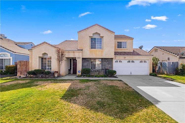 1806 W Avenue P4, Palmdale, CA 93551