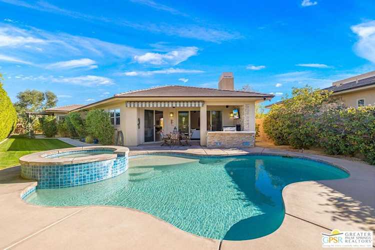 1586 Sienna Ct, Palm Springs, CA 92262