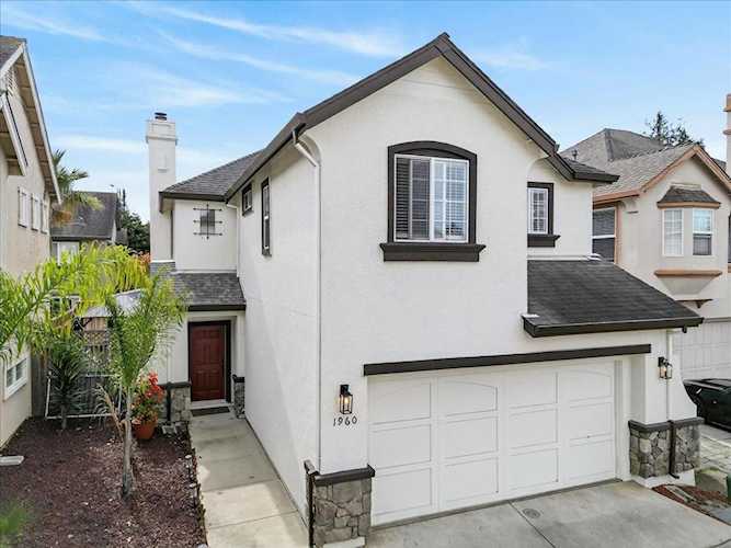 1960 Bradbury St, Salinas, CA 93906