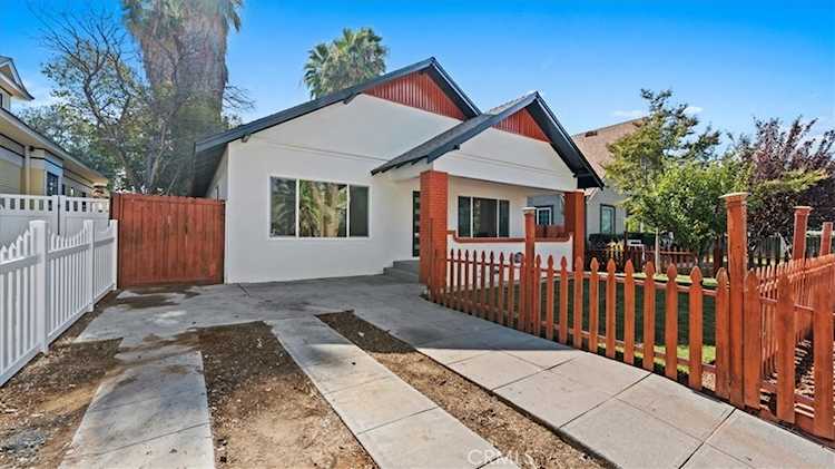 3958 4th, Riverside, CA 92501