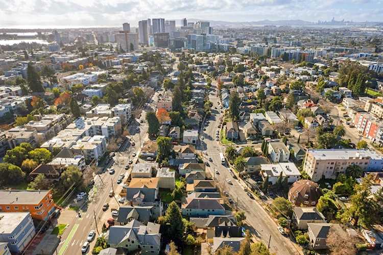 3340 3340 Harrison St, Oakland, CA 94611