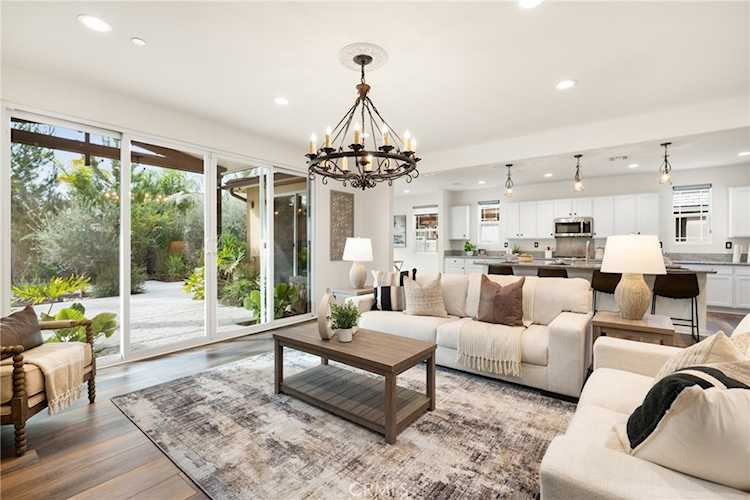 24531 Fair Oaks Ln, Menifee, CA 92584