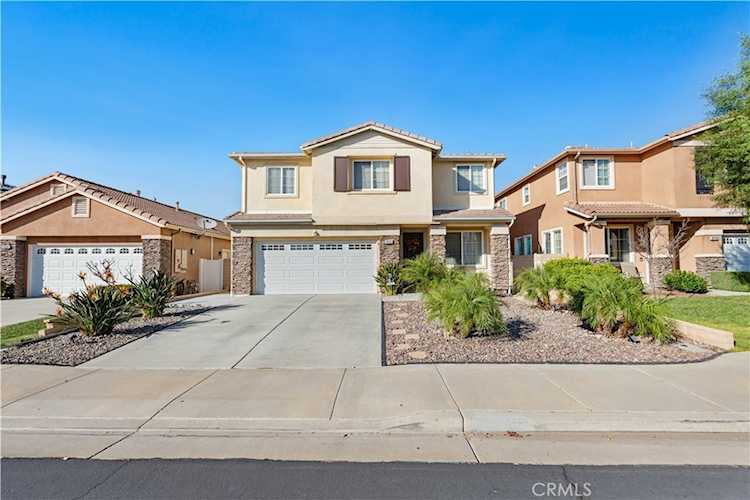 26692 Rim Creek Path, Menifee, CA 92584