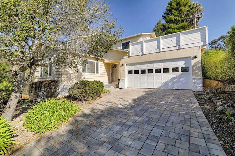 836 Seacliff Dr, Aptos, CA 95003