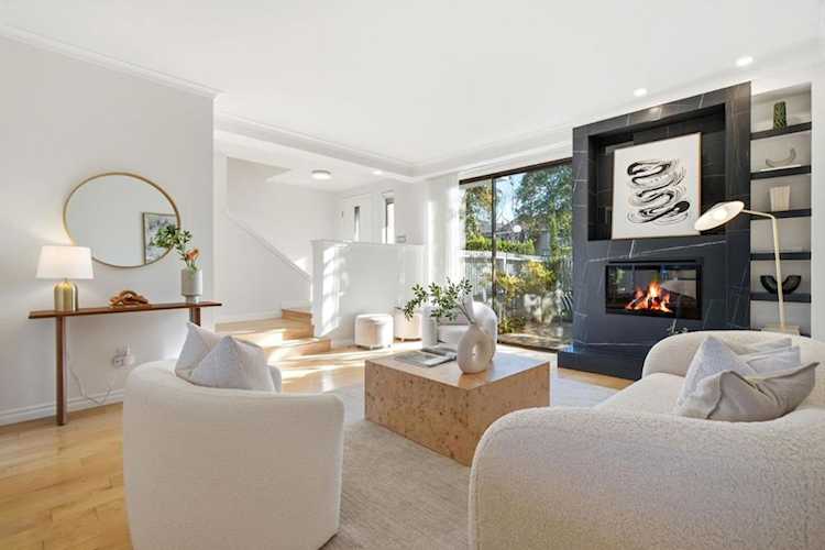 201 Ortega Ave, Mountain View, CA 94040