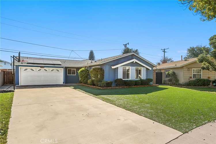 8291 San Helice Dr, Buena Park, CA 90620