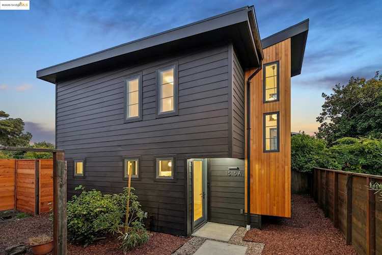 1516 A Blake St, Berkeley, CA 94703