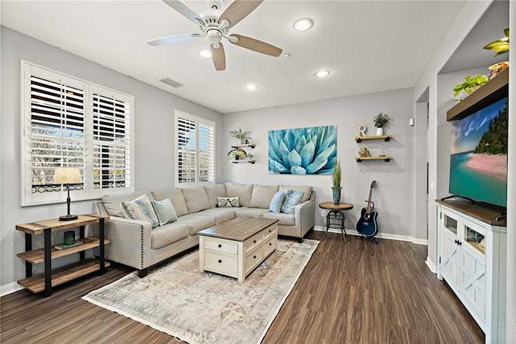 5 Dietes Ct, Ladera Ranch, CA 92694