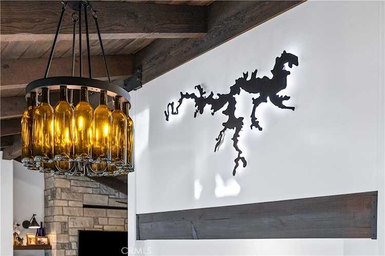 8214 Bass Point Rd, Bradley, CA 93426