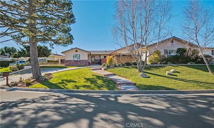 30520 Santa Luna Dr, Rancho Palos Verdes, CA 90275