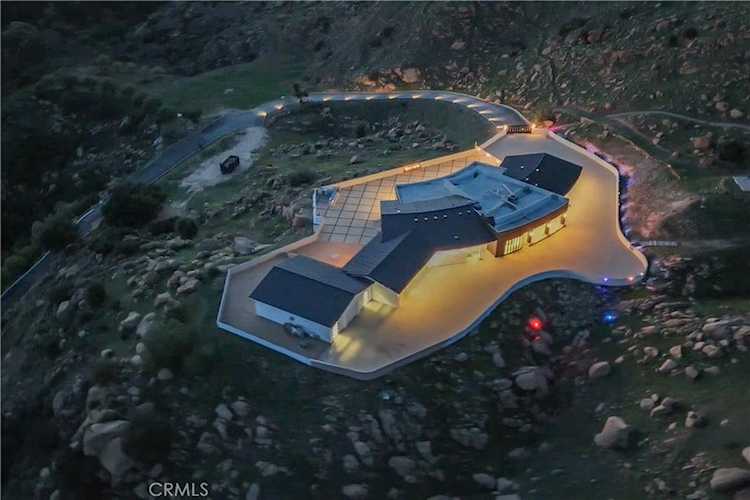 109 Buckskin Rd, Bell Canyon, CA 91307