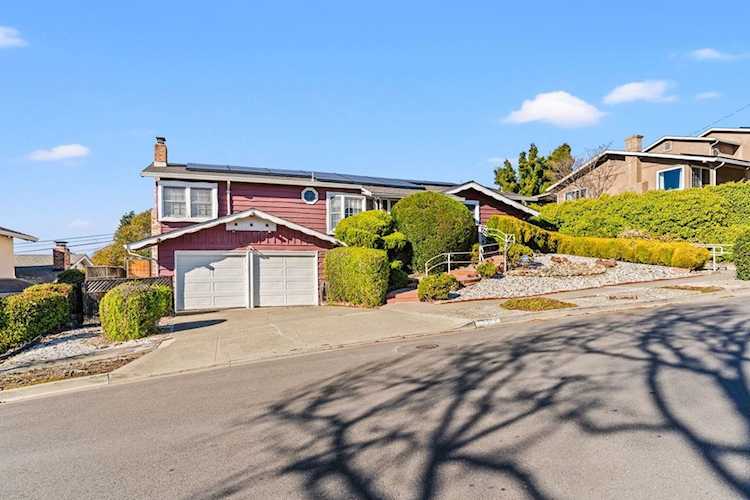 674 674 Gleneagle Ave, Hayward, CA 94544
