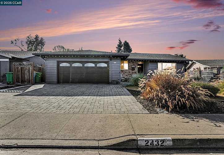 2432 2432 Balmoral St, Union City, CA 94587
