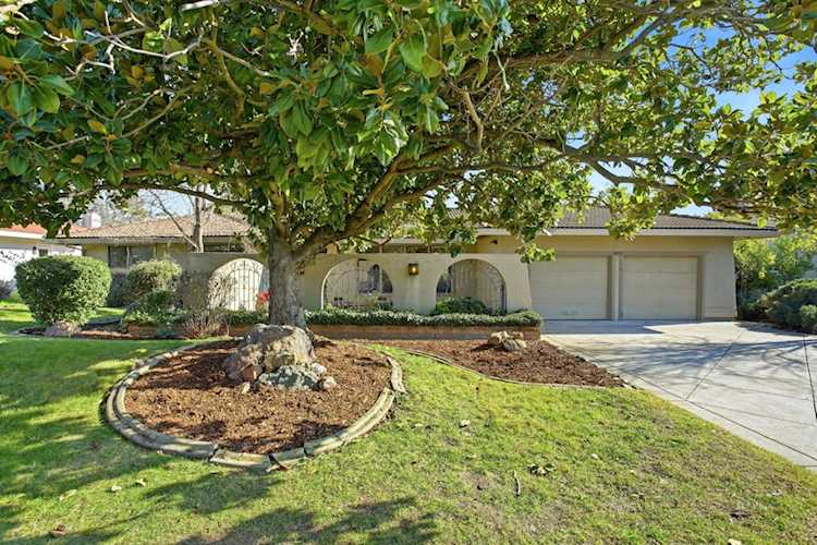 6923 Pera Drive, Rancho Murieta, CA 95683