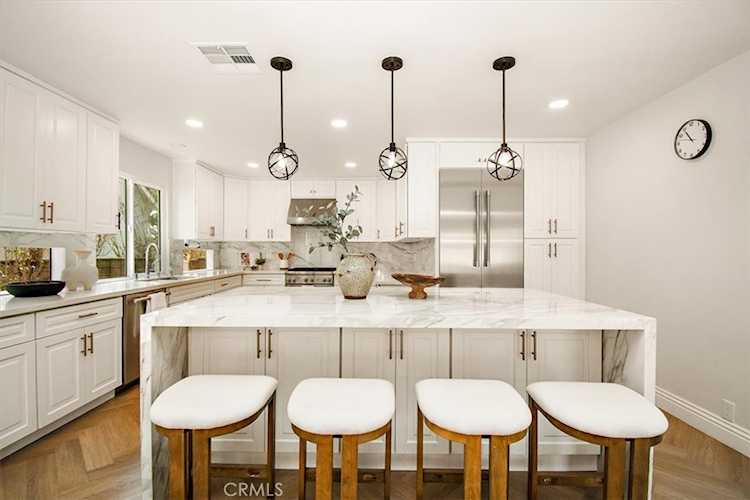 2765 Huntington Dr, San Marino, CA 91108