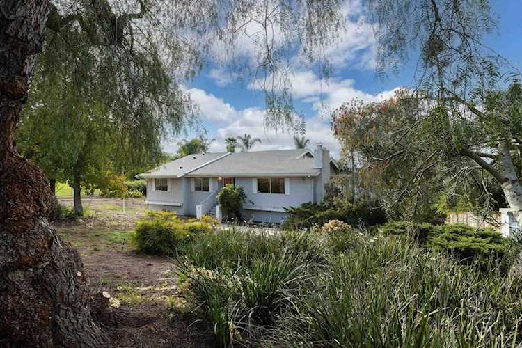 1815 Premier St, Fallbrook, CA 92028