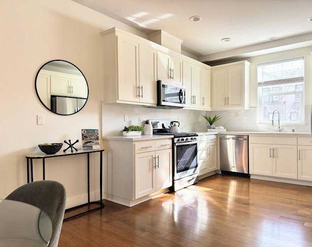 861 Garden St, Milpitas, CA 95035