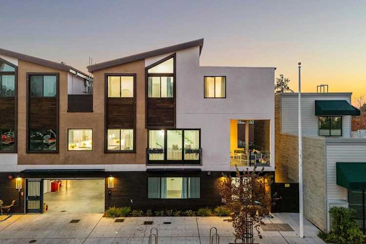 924 Woodside Rd, Redwood City, CA 94061