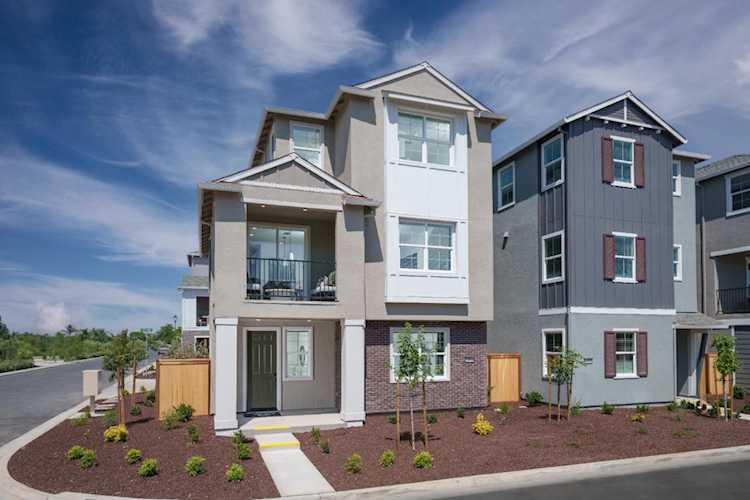 1127 Bellawood Drive, Galt, CA 95632