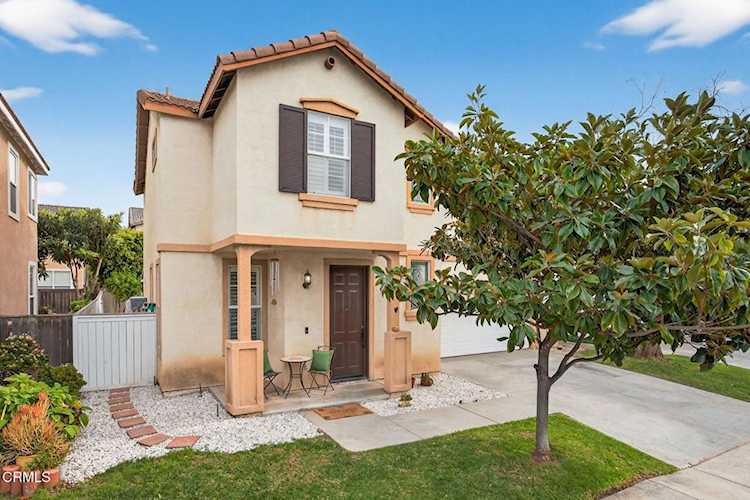 816 Noontide Way, Oxnard, CA 93035