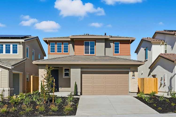 4401 Canyon Coral Way, Rancho Cordova, CA 95742