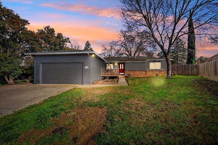 6339 New Salem Ct, Carmichael, CA 95608