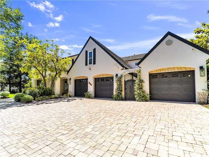 5635 Evening Sky Dr, Simi Valley, CA 93063
