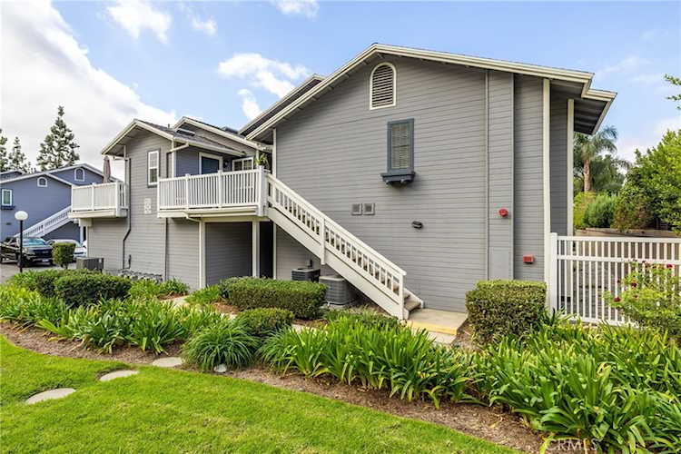 1783 Shady Oaks Ct, Azusa, CA 91702