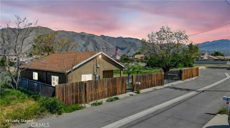 40560 Artesia, San Jacinto, CA 92583