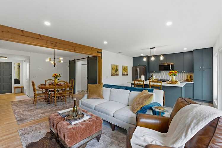 2123 Village Ln, Solvang, CA 93463