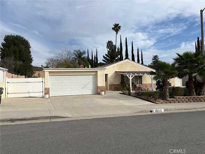 28010 Lakehurst, Canyon Country, CA 91351