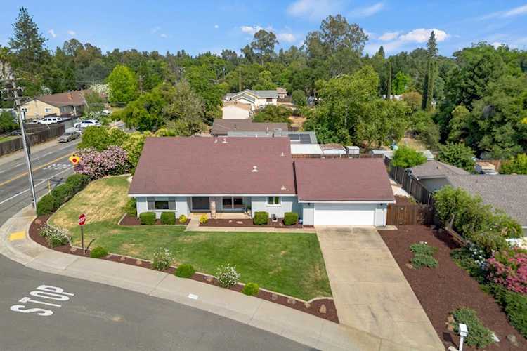 6996 Lincoln Creek Circle, Carmichael, CA 95608