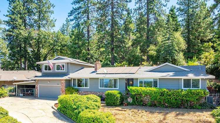 1764 Country Club Drive, Placerville, CA 95667
