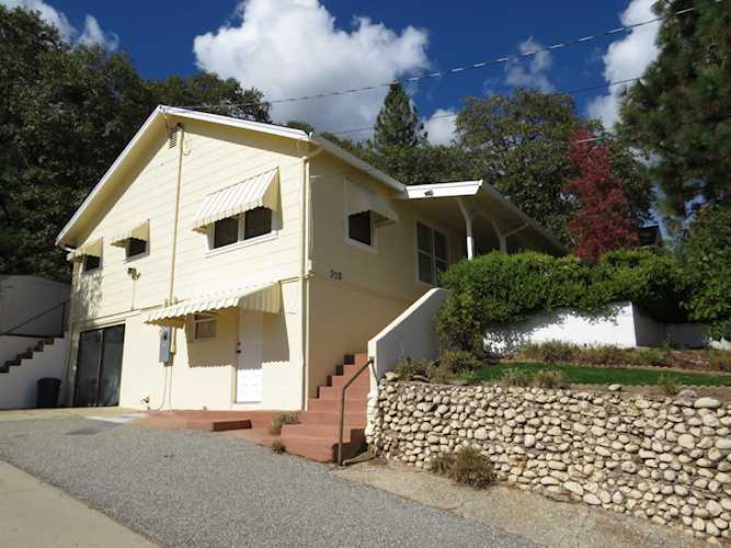 320 Pleasant Street, Colfax, CA 95713