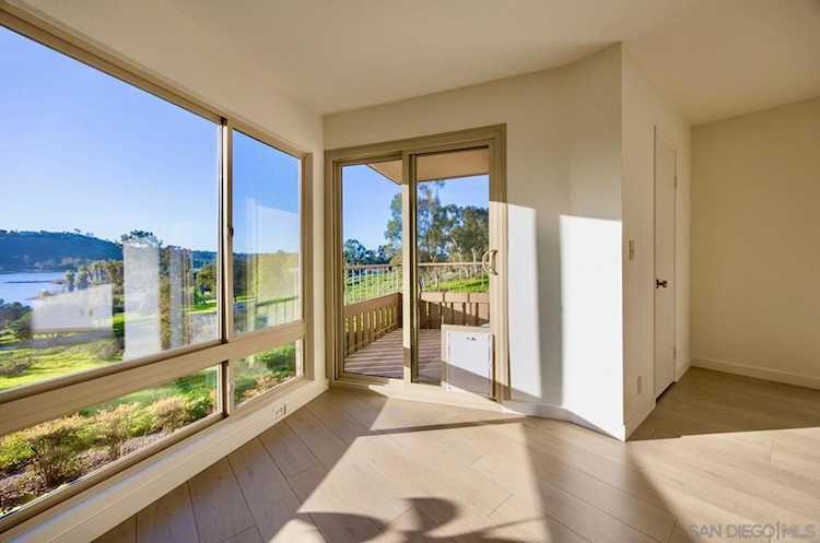 5704 Baltimore Drive #304, La Mesa, CA 91942