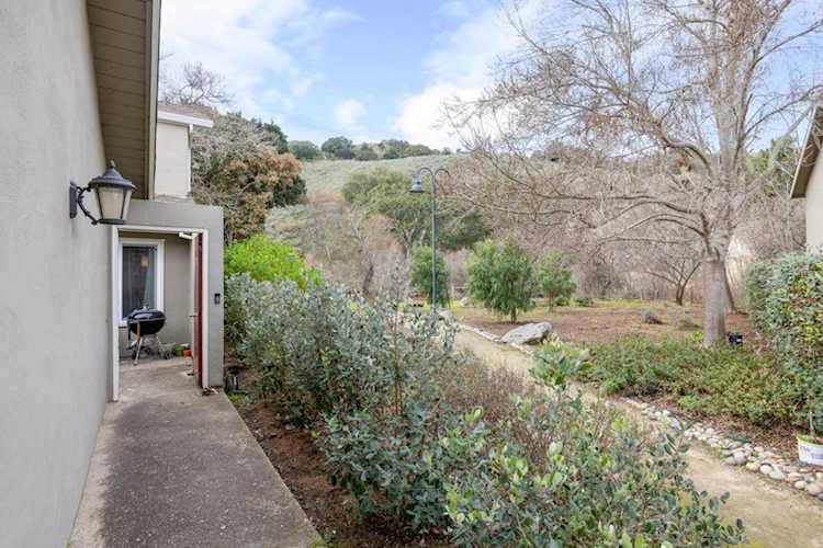 19223 Creekside Ln, Salinas, CA 93908