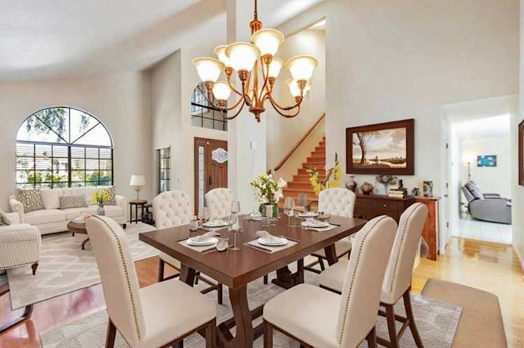 1206 Sycamore Ct, Gilroy, CA 95020