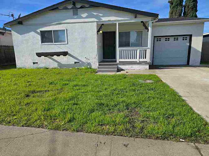 Address Withheld, Pittsburg, CA 94565