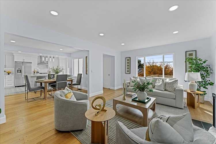 6032 6032 Mauritania Ave, Oakland, CA 94605