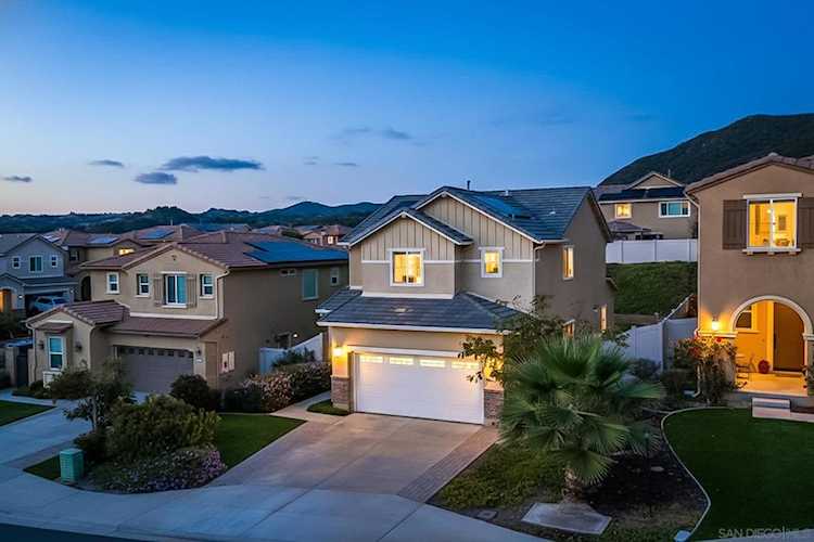 Address Withheld, Fallbrook, CA 92028