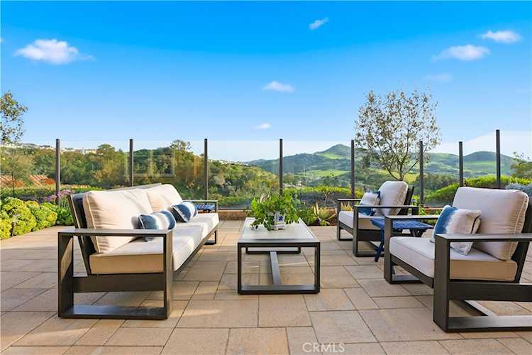 117 Cerrero Ct, Rancho Mission Viejo, CA 92694