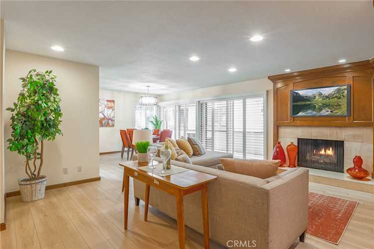 6272 Riviera, Long Beach, CA 90815