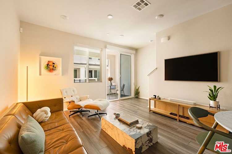 1716 Cayton Loop, West Covina, CA 91790