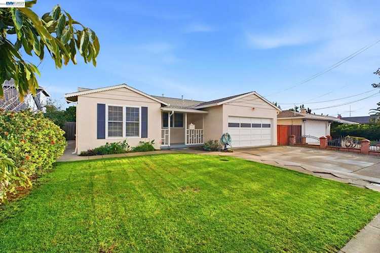 4628 4628 Capitan Dr, Fremont, CA 94536-5448