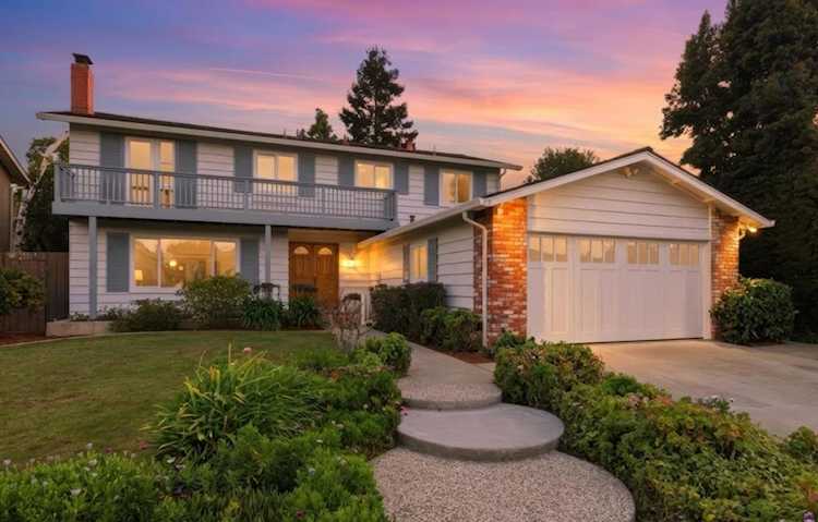 560 Hyannis Dr, Sunnyvale, CA 94087