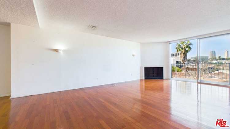 450 S Maple Dr #403, Beverly Hills, CA 90212